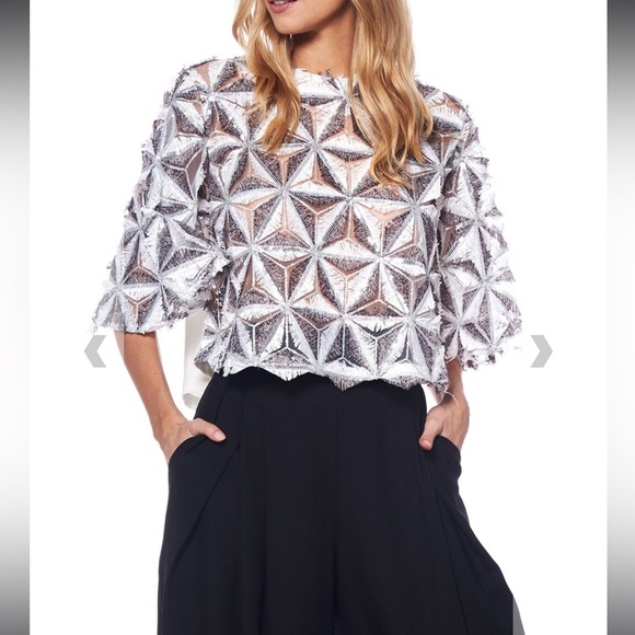 Garcia Women’s Silver Sequin beaded pinwheel motifs crop top size S - Picture 2 of 14